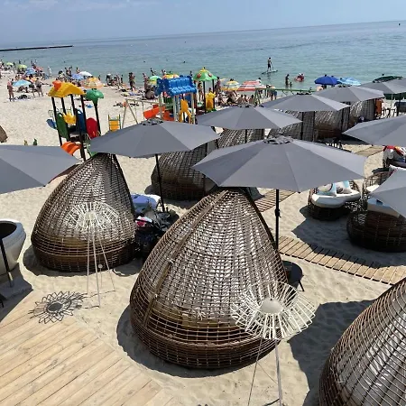 сучасна з терасою на морі та підземний паркінг Appartement *