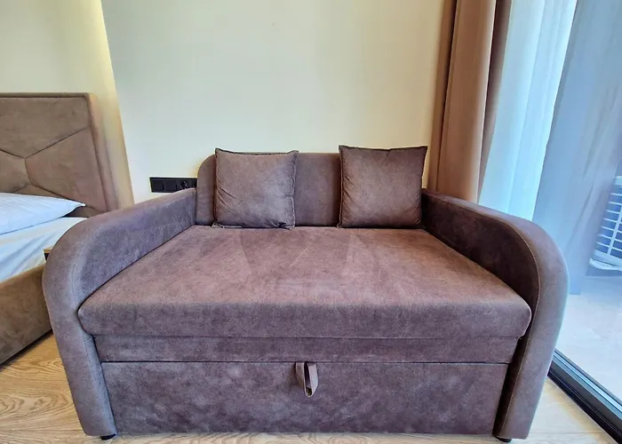 сучасна з терасою на морі та підземний паркінг Odesa