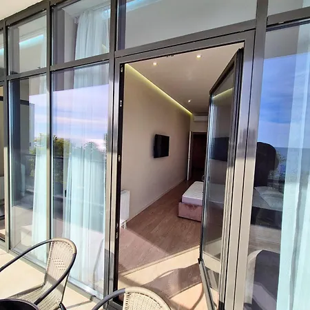 Appartement сучасна з терасою на морі та підземний паркінг *