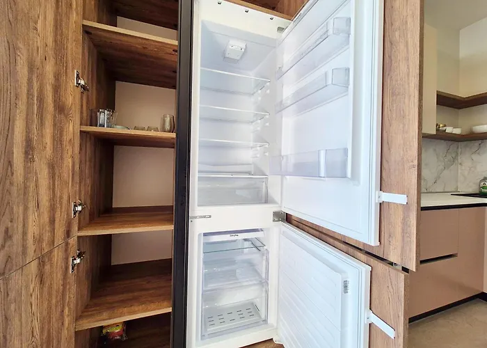 Appartement сучасна з терасою на морі та підземний паркінг