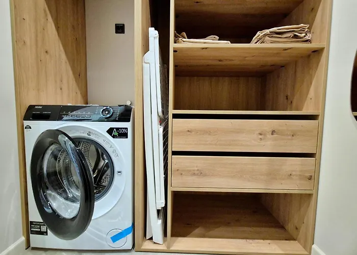 сучасна з терасою на морі та підземний паркінг Appartement *